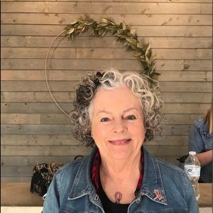 Meet your Posher, Jo